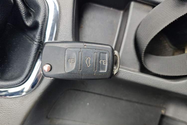 Used Chery Arrizo 7 2015 1.5T Manual ZhiShang Edition
