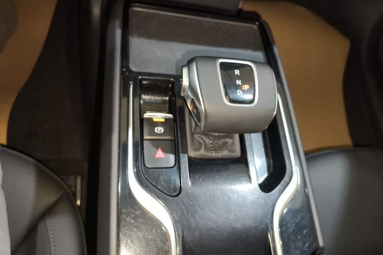 Used Hongqi E-QM5 2023 560km PLUS
