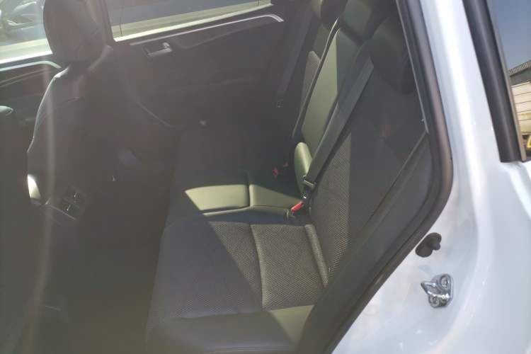 Used Honda Jade 2016 1.8L Automatic Comfort Elite Version 5 Seats
