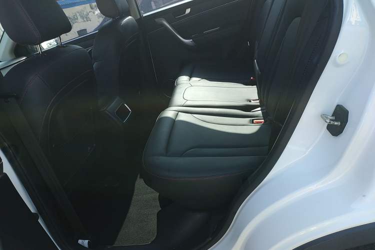 Used Haval H6 2015 Sport Edition 1.5T Automatic Two-Wheel Drive Luxury Model