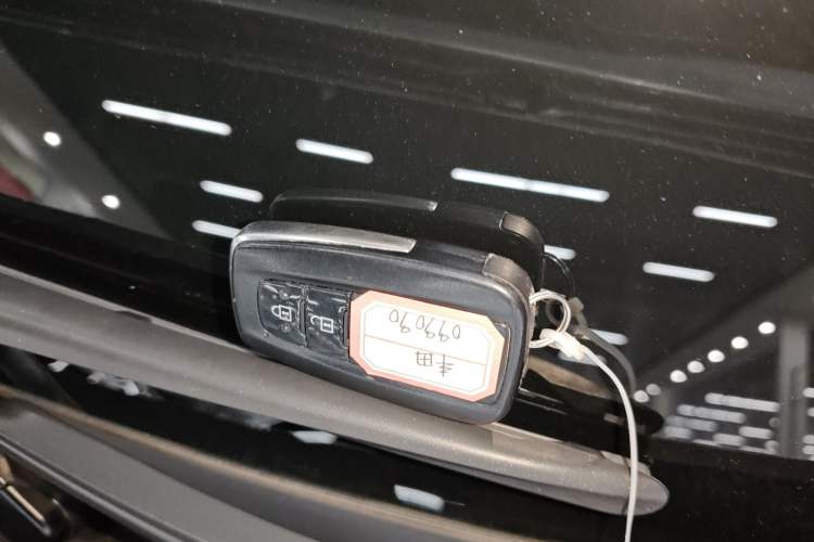 Used Toyota RAV4 2023 2.0L CVT 4x4 Adventure Edition
