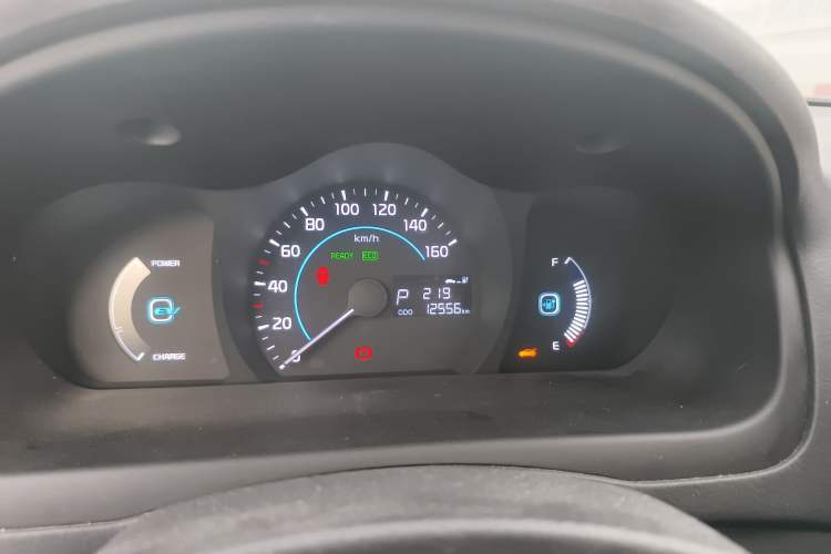 Used  300E 2017 Standard Model