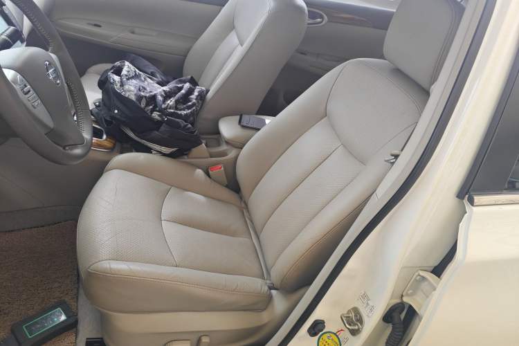 Used Nissan Sylphy 2014 1.6XV CVT Deluxe Edition
