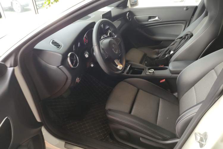 Used Mercedes-Benz CLA 2017 Facelifted CLA 180
