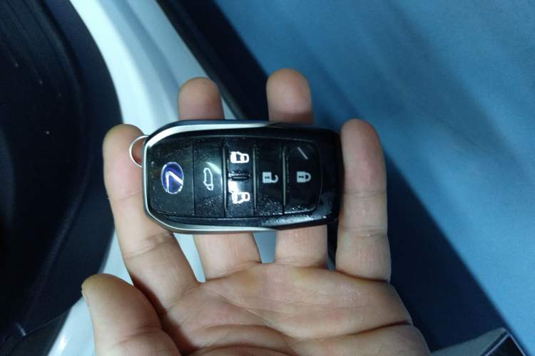 Used Lexus LM 2020 300h Seven-Seat Elegant Edition
