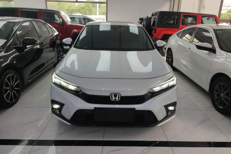 Used Honda Civic 2023 2.0L eHEV Pioneer Edition
