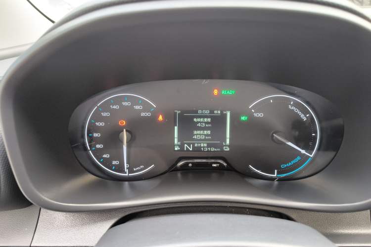 Used Wuling Hongguang New Energy 2025 Extended-Range Hybrid 50KM Comfort Version
