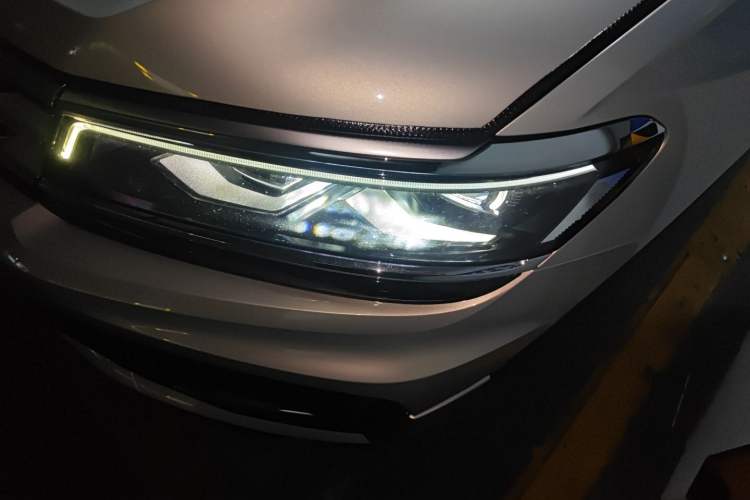 Used Volkswagen Tiguan L 2021 330TSI Automatic Two-Wheel Drive R-Line Flagship Edition