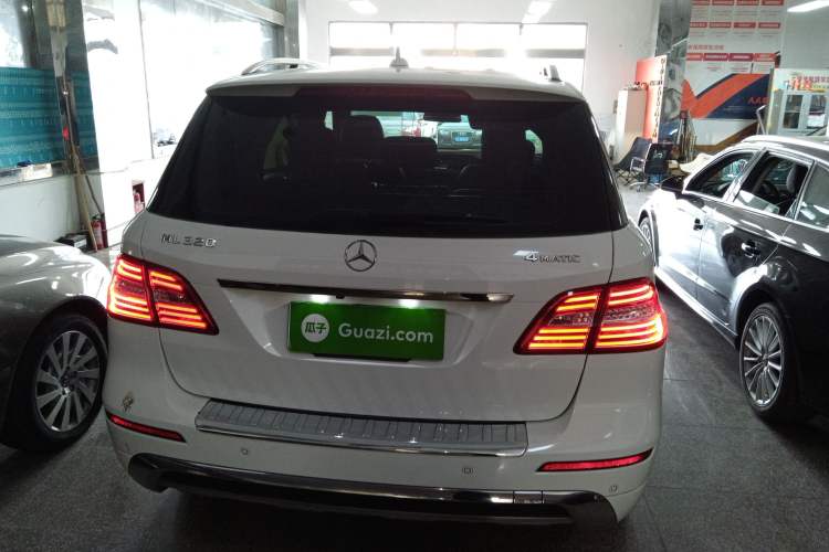 Used Mercedes-Benz M-Class 2014 ML 320 4MATIC
