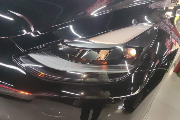 Used Tesla Model Y 2021 Standard Range Rear-Wheel Drive Version