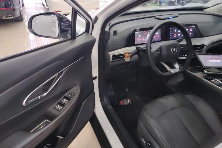 Used Changan UNI-T 2020 1.5T Flagship Version
