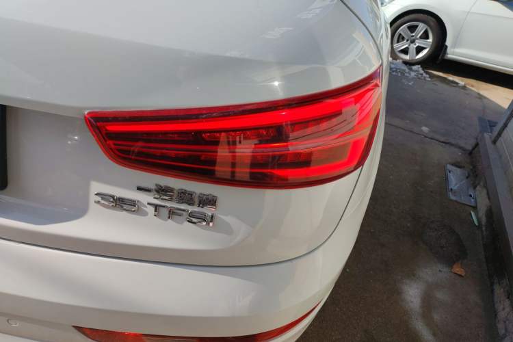 Used Audi Q3 2016 35 TFSI Fashion Model
