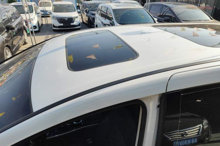 Used Honda Elysion 2022 2.0L eHEV Luxury Edition