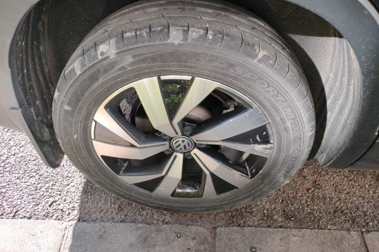 Used Volkswagen Tayron 2022 330TSI Two-Wheel Drive Luxury Connect Plus Version