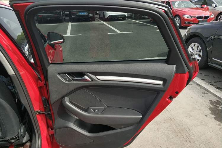 Used Audi A3 2017 Limousine 35 TFSI Ambition Edition
