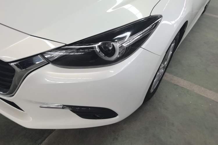 Used Mazda Mazda 3 Axela 2017 Sedan 1.5L Automatic Luxury Model Emission Standard China V
