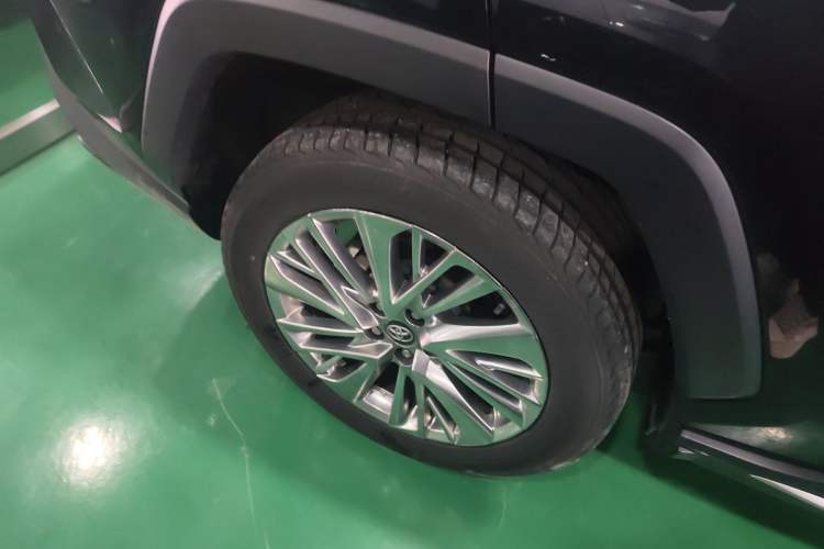 Used Toyota Wildlander 2023 2.0L CVT Two-Wheel Drive Prestige Version
