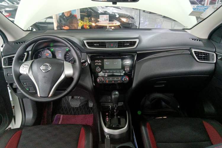 Used Nissan Qashqai 2016 2.0L CVT Luxury Edition
