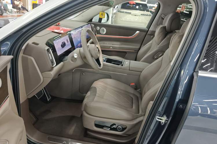 Used Hima AITO M9 2024 Range-Extended Ultra Version 52 kWh 5-Seater Model
