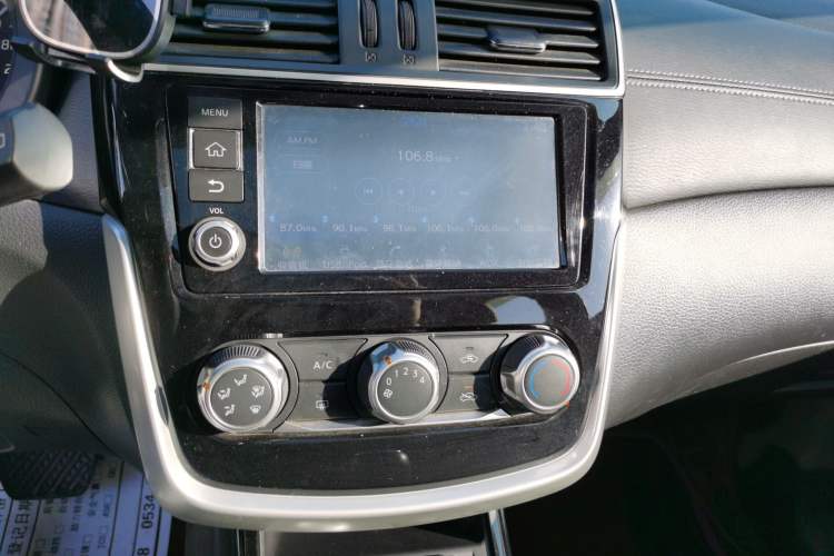 Used Nissan Tiida 2016 1.6L CVT Smart Drive Edition