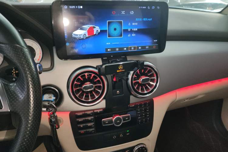 Used Mercedes-Benz GLK-Class 2015 GLK 260 4MATIC Dynamic Edition Ultimate Version
