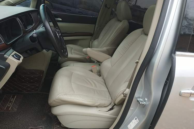 Used Buick GL8 2014 3.0L GT Luxury Business Haoya Edition
