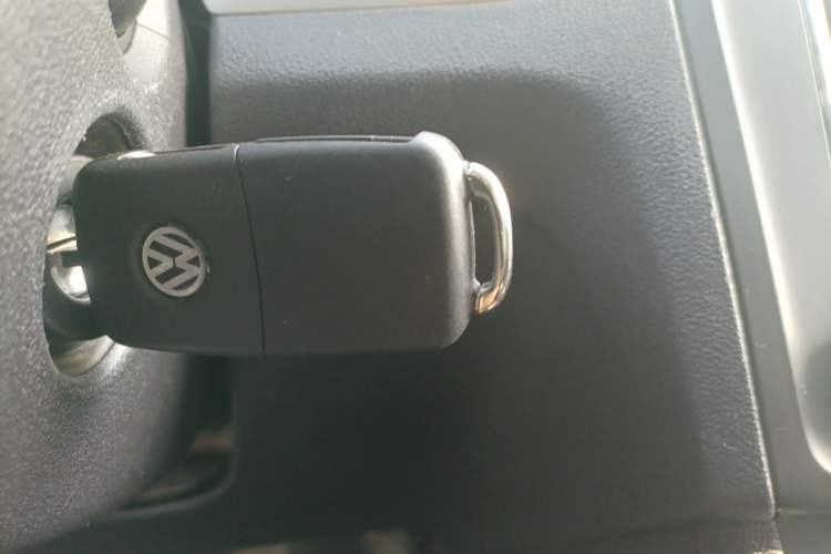 Used Volkswagen Jetta 2015 1.6L Manual Comfort Model