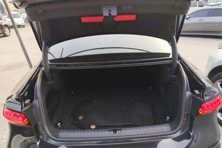 Used Audi A7L 2024 45 TFSI Luxury Edition