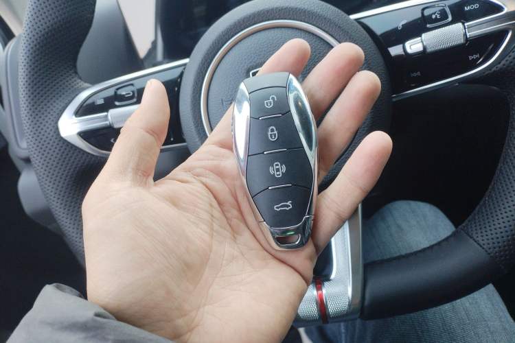 Used Hongqi HS3 PHEV 2024 PHEV 115km Jingwei Edition
