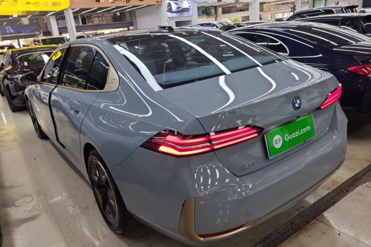 Used BMW i5 2024 eDrive 35L Prestige Luxury Package
