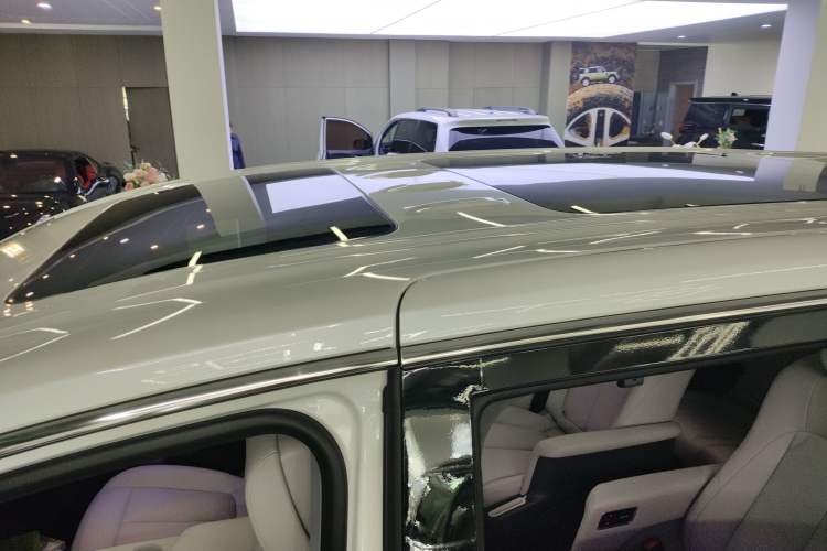 Used Buick GL8 2025 Lu Zun Deluxe Edition
