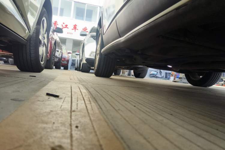 Used  Cherokee 2014 2.4L Luxury Edition
