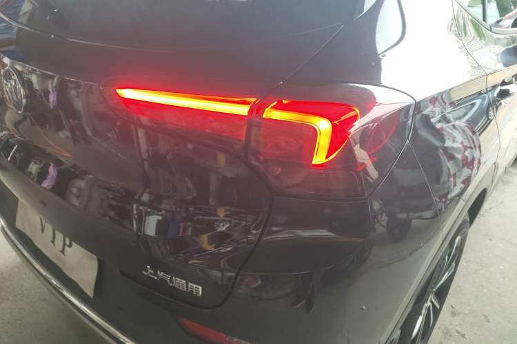 Used Buick Encore GX 2020 20T CVT Two-Wheel Drive Luxury Version
