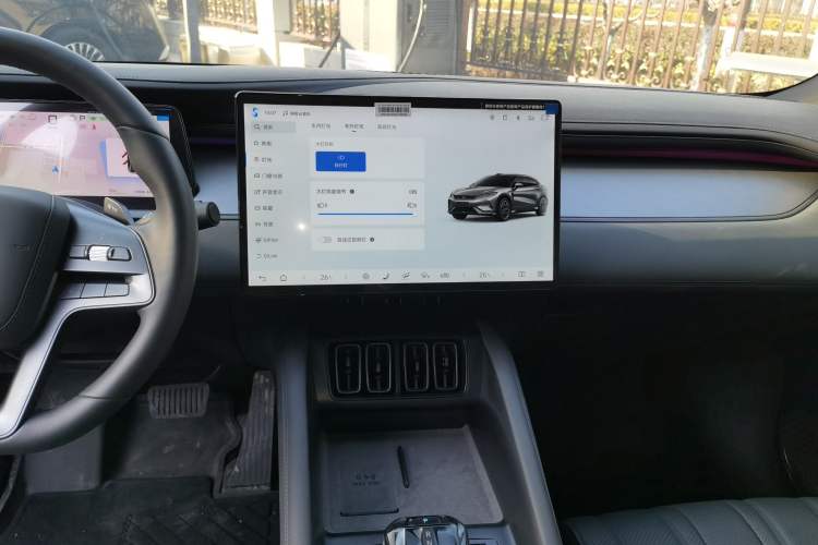 Used BYD Song L EV 2025 Intelligent Driving Version 662 km LiDAR Excellence Edition
