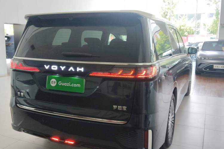 Used VOYAH Dream 2025 PHEV Four-Wheel-Drive Flagship Version – Qiankun Edition
