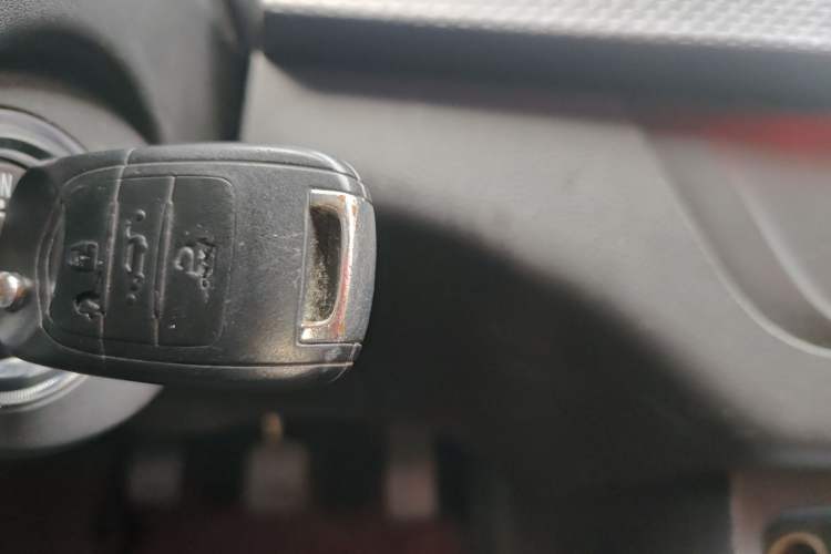 Used Baojun 730 2019 1.5T Manual Fashion Model 7-seater China VI