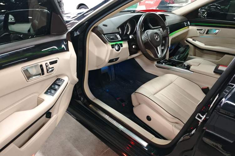 Used Mercedes-Benz E-Class 2015 Restyled E 260 L Sport Edition
