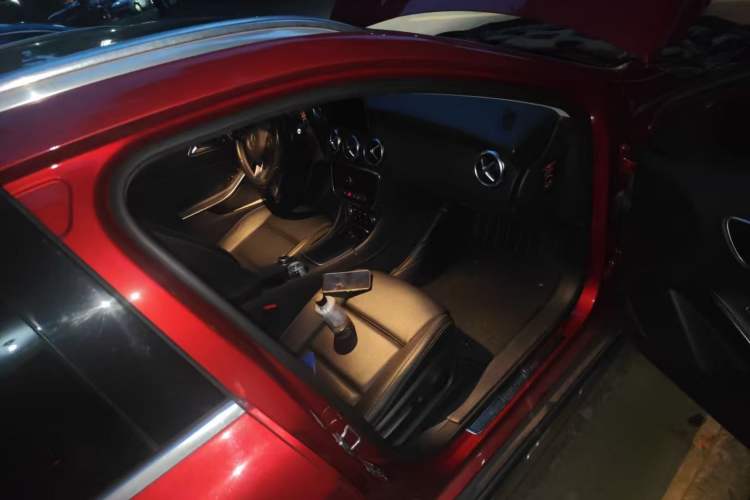 Used Mercedes-Benz GLA 2016 GLA 220 4MATIC Fashion Edition
