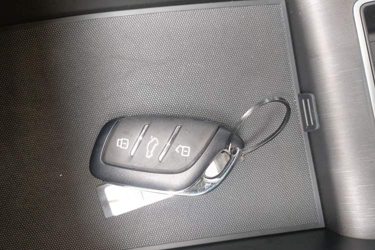 Used Roewe i5 2023 1.5L CVT Luxury Edition