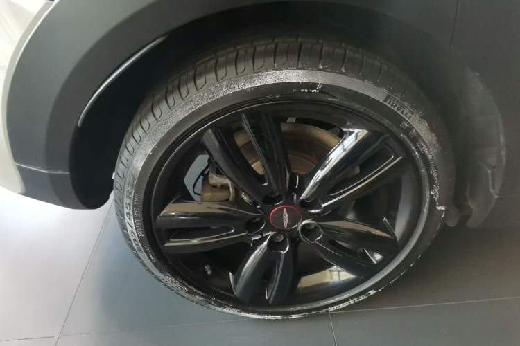 Used  MINI 2019 1.5T COOPER Racing Edition Five-Door Model
