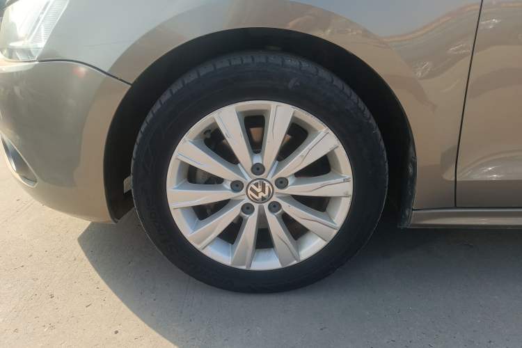 Used Volkswagen Sagitar 2014 Revised Version 1.6L Automatic Leading Edition
