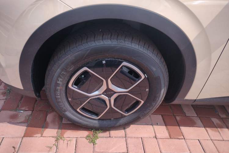 Used AION UT 2025 330 Star Edition
