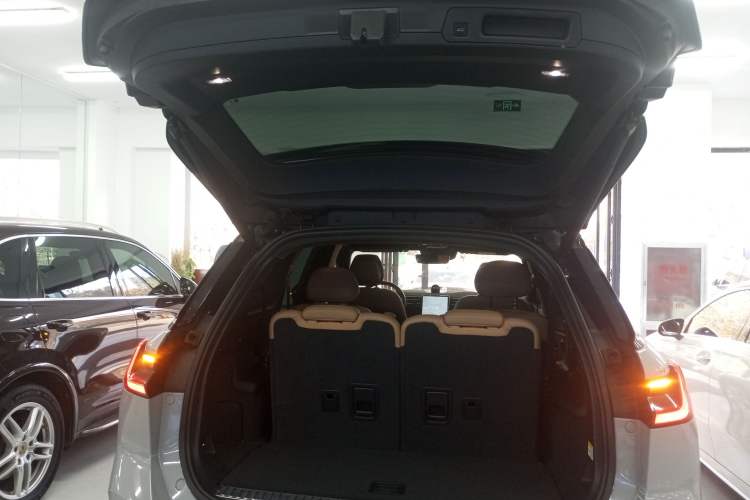 Used Nio ES8 2020 415 km Range 6-Seater Version
