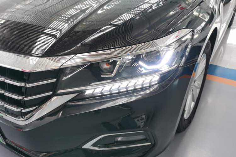 Used Volkswagen Passat 2019 280TSI Business Edition China VI
