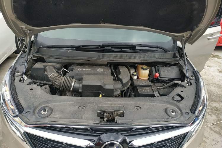 Used Buick GL8 2022 ES Land Cruiser 653T Luxury Model
