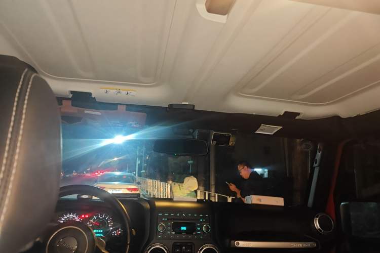 Used  Wrangler 2017 3.0L Sahara Four-Door Comfort Edition