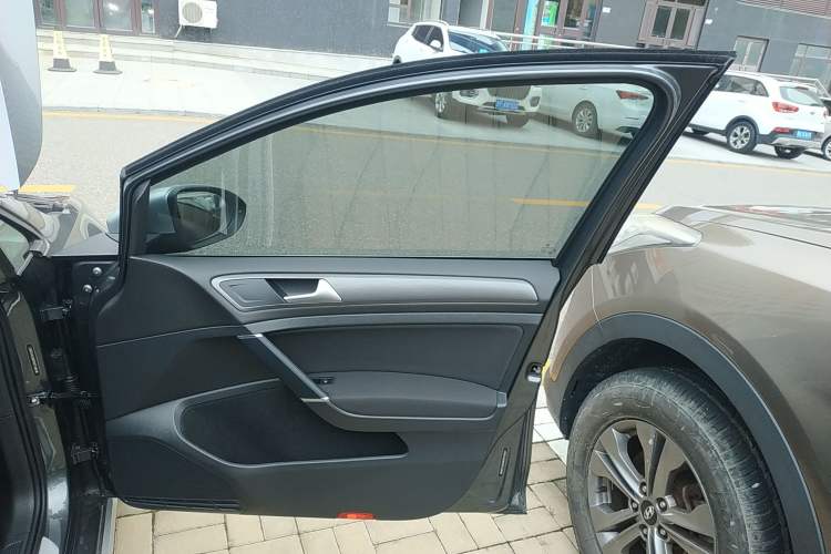 Used Volkswagen Golf 2019 1.8TSI Travel Edition