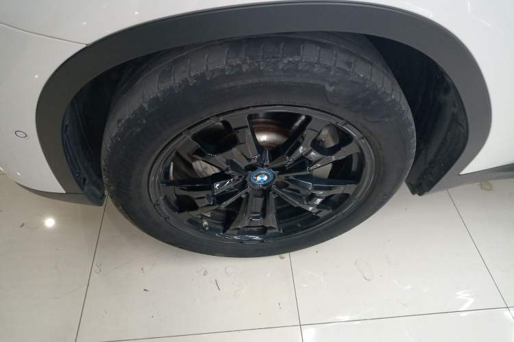 Used BMW iX3 2021 Leading Model