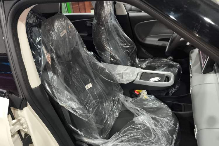 Used Dongfeng NAMMI 01 
