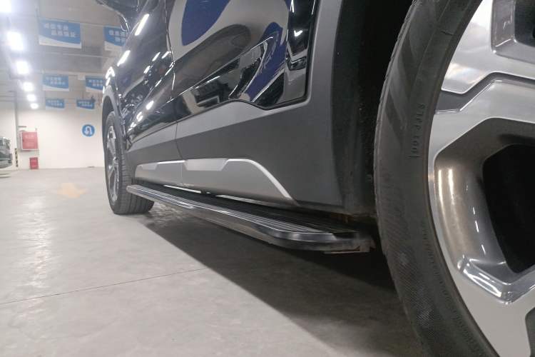 Used Hyundai Santa Fe 2023 Traveler 380T GDi Automatic Two-Wheel Drive LUX Prestige Edition